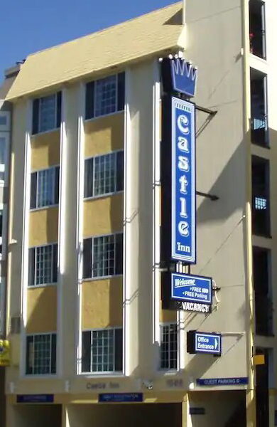 STREET VIEW OF THE INN’S WELCOMING SIGN AND OFFICE